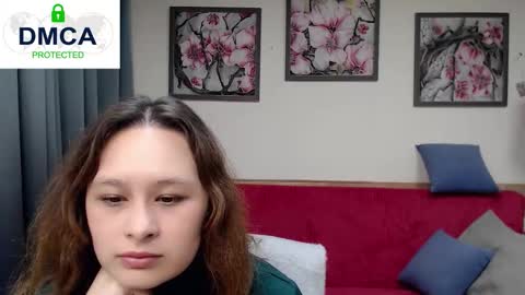 Snapshot of dazzling_diva222 chatting on 10/27/25, 07:12 Elya online show from 10/27/25, 07:12