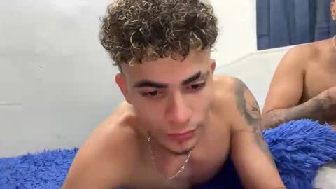 Snapshot of dcollins_ chatting on 11/02/25, 01:19 dcollins_ online show from 11/02/25, 01:19