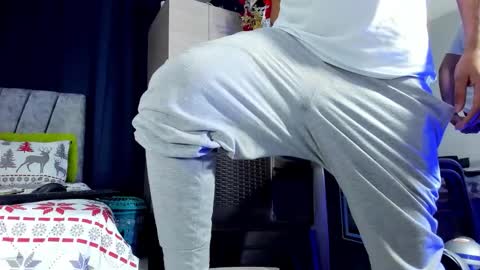 Snapshot of dcollins_ chatting on 12/03/25, 07:38 dcollins_ online show from 12/03/25, 07:38