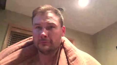 Snapshot of dconstruction chatting on 10/10/25, 03:38 dconstruction online show from 10/10/25, 03:38