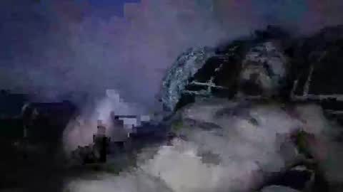 Snapshot of dcredhood chatting on 09/29/25, 12:43 dcredhood online show from 09/29/25, 12:43