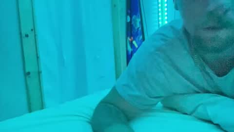 dcwells1992 online show from 10/26/25, 08:31