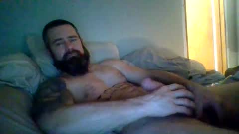 Snapshot of ddady22 chatting on 01/01/25, 02:41 ddady22 online show from 01/01/25, 02:41
