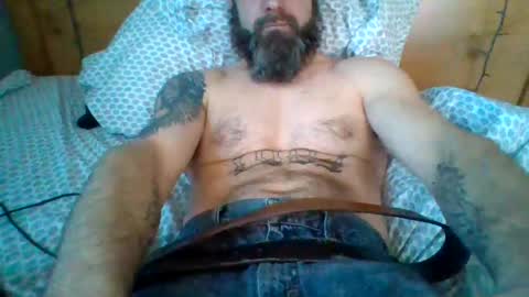 Snapshot of ddady22 chatting on 03/08/25, 10:24 ddady22 online show from 03/08/25, 10:24