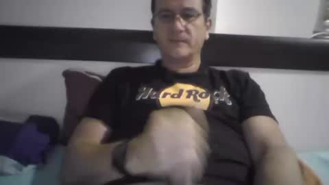 Play with me while I watch you german handsome squirtlover love small girls small tits big clit cut c2c shaved online show from 01/07/25, 03:35