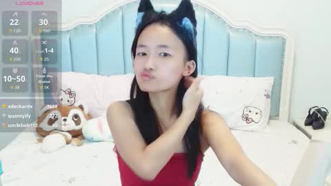 Sandyxx online show from 10/25/25, 01:57