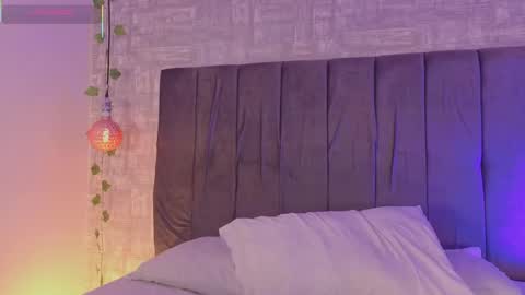 Snapshot of dea_athenea chatting on 11/29/25, 06:33 dea_athenea online show from 11/29/25, 06:33