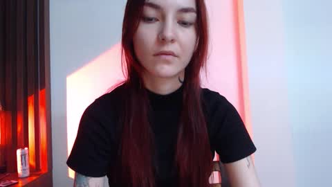 Snapshot of dead_girll chatting on 11/01/25, 10:45 freak online show from 11/01/25, 10:45