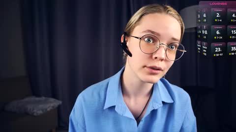 Charlie 18yo online show from 09/13/25, 04:07