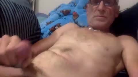 deanofflove221000 online show from 10/24/25, 04:20