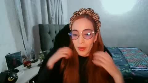 Juliet online show from 12/16/25, 11:21