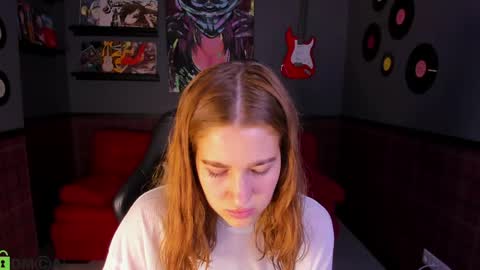 Jennifer online show from 04/23/26, 11:07
