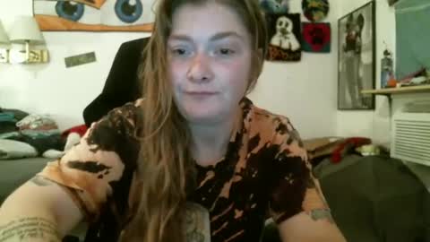 Snapshot of debbieafterhours69 chatting on 10/31/25, 01:23 DEBBIE online show from 10/31/25, 01:23