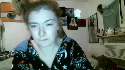 Snapshot of debbieafterhours69 chatting on 11/21/25, 12:04 DEBBIE online show from 11/21/25, 12:04