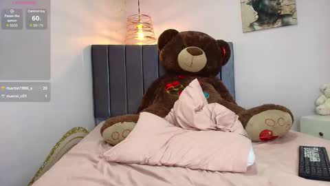 debora ortiz online show from 09/26/25, 02:21