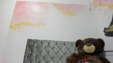 debora ortiz online show from 10/06/25, 01:19