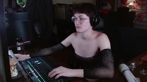 decemberholiday online show from 07/24/26, 05:55