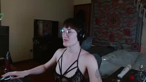 decemberholiday online show from 07/28/26, 11:48