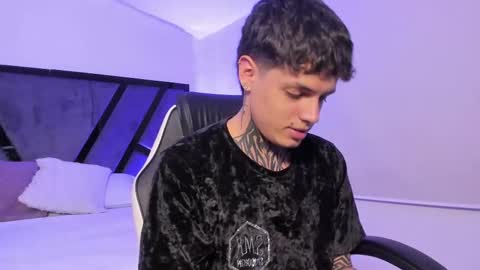 declan_fox online show from 09/17/25, 03:52