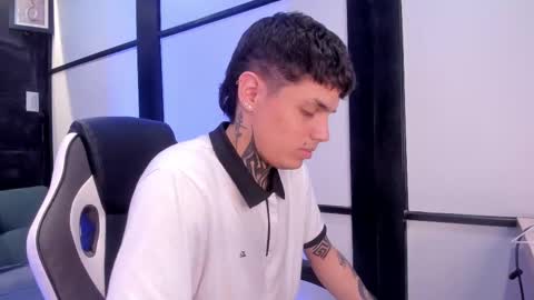 declan_fox online show from 10/06/25, 01:08