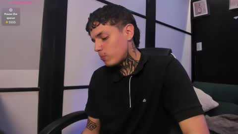 declan_fox online show from 10/09/25, 01:53