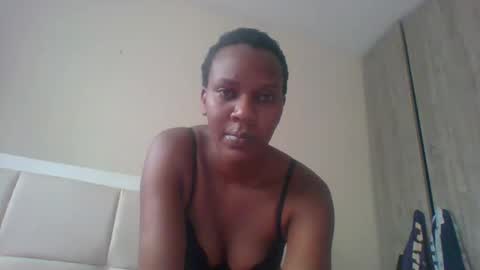 dee1234890 online show from 09/16/25, 12:28