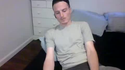 Snapshot of dee4dayz19 chatting on 10/11/25, 10:41 Dee4dayz online show from 10/11/25, 10:41