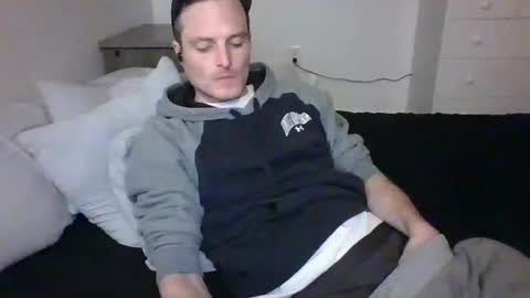 Snapshot of dee4dayz19 chatting on 10/23/25, 02:44 Dee4dayz online show from 10/23/25, 02:44