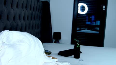   Tikhomirov old usersname    Instagram- tikhomirovandreea17 Twitter DeeaOfficial17  online show from 12/14/24, 01:38