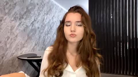 Snapshot of deeannballmann chatting on 09/18/25, 03:14 Anna online show from 09/18/25, 03:14