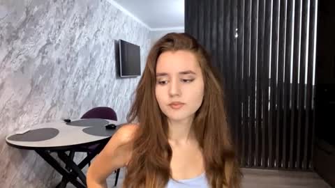 Snapshot of deeannballmann chatting on 09/23/25, 03:26 Anna online show from 09/23/25, 03:26