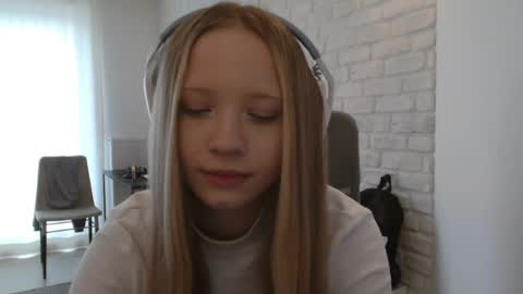 Amanda online show from 05/18/26, 04:02