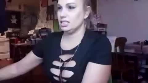 Deedeemarie02 online show from 11/29/25, 12:52