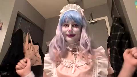 Snapshot of deedeequeen420 chatting on 10/14/25, 07:58 deedeequeen420 online show from 10/14/25, 07:58