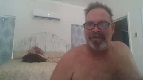 Snapshot of deepdiveme chatting on 10/05/25, 07:23 deepdiveme online show from 10/05/25, 07:23