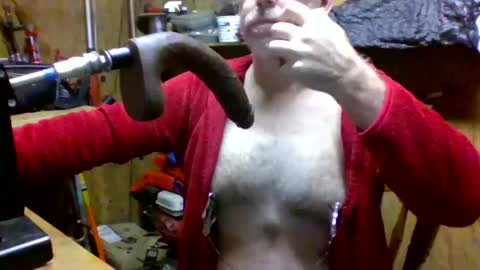 Snapshot of deepthroat227 chatting on 01/07/25, 04:05 Deepthroat My Big Dildos online show from 01/07/25, 04:05