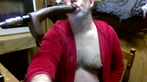 Snapshot of deepthroat227 chatting on 01/26/25, 06:37 Deepthroat My Big Dildos online show from 01/26/25, 06:37