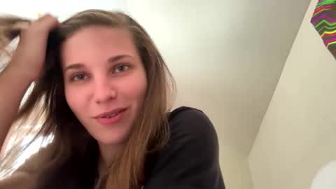 Snapshot of deepthroatqueen33 chatting on 01/05/26, 07:17 deepthroatqueen33 online show from 01/05/26, 07:17