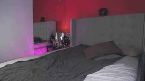 Snapshot of deficitt chatting on 12/22/24, 06:28 deficitt online show from 12/22/24, 06:28