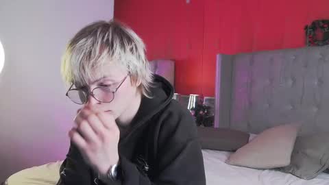 Snapshot of deficitt chatting on 12/22/24, 04:59 deficitt online show from 12/22/24, 04:59