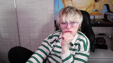 Snapshot of deficitt chatting on 01/30/25, 09:04 deficitt online show from 01/30/25, 09:04