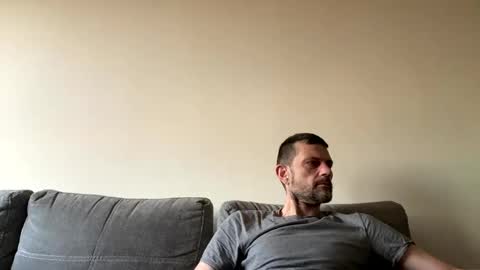 Snapshot of defloy chatting on 12/29/24, 01:28 Defloy online show from 12/29/24, 01:28