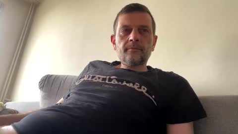 Snapshot of defloy chatting on 12/05/25, 11:30 Defloy online show from 12/05/25, 11:30