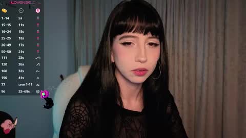 Stephanie.e  online show from 11/26/25, 01:28