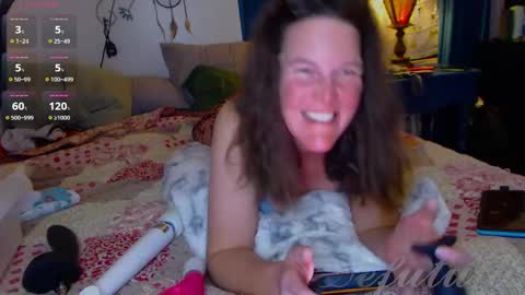 Defututa online show from 01/30/25, 02:27