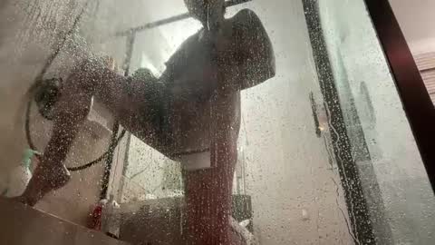 Snapshot of degeneratesaint chatting on 12/15/24, 05:45 Tori online show from 12/15/24, 05:45