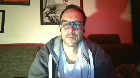 Snapshot of degrandis chatting on 12/01/24, 05:35 Luka Magic online show from 12/01/24, 05:35
