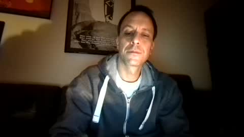 Snapshot of degrandis chatting on 12/08/24, 01:56 Luka Magic online show from 12/08/24, 01:56