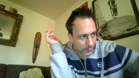 Snapshot of degrandis chatting on 12/21/24, 12:59 Luka Magic online show from 12/21/24, 12:59