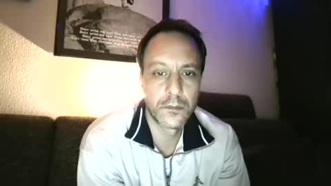 Snapshot of degrandis chatting on 01/04/25, 01:10 Luka Magic online show from 01/04/25, 01:10